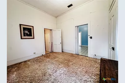 608 Coke Street, Yoakum, TX 77995 - Photo 18