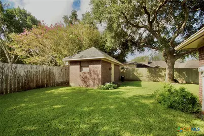 106 Bloomingdale Circle, Victoria, TX 77904 - Photo 10