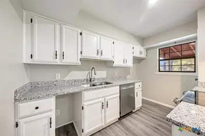 3225 County Road 111, Lampasas, TX 76550 - Photo 16