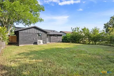 936 Duty Avenue, Waco, TX 76706 - Photo 22