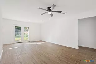 936 Duty Ave, Waco, TX 76706 - Photo 8