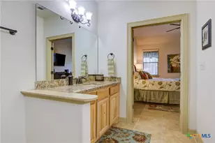 1212 Gruene Valley Cir, New Braunfels, TX 78130 - Photo 22