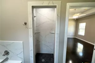 1218 Stone Valley Dr, Lampasas, TX 76550 - Photo 12