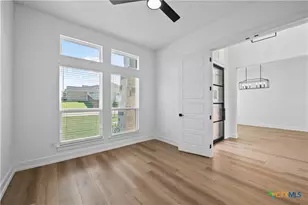 2046 Gray Fox Dr, Nolanville, TX 76559 - Photo 4