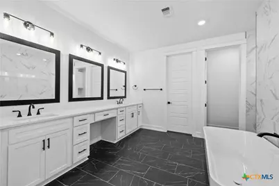 2046 Gray Fox Drive, Nolanville, TX 76559 - Photo 24