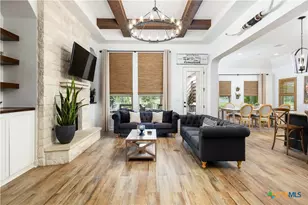 2610 Lions Den, New Braunfels, TX 78132 - Photo 6