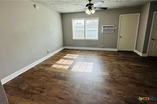 2311 N Louis St, Victoria, TX 77901 - Photo 8