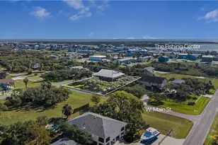 1401 W Main St, Port O'Connor, TX 77982 - Photo 1