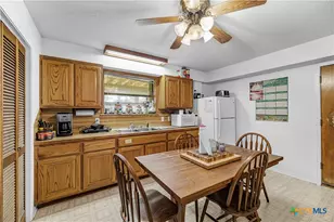 1401 W Main St, Port O'Connor, TX 77982 - Photo 16