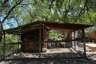 201 Dodds Creek Dr, Gatesville, TX 76528 - Photo 46