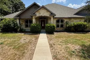 1471 Emily Ln, Seguin, TX 78155 - Photo 1