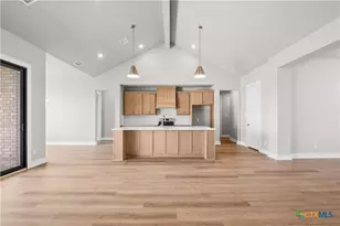 5027 Fenceline Trl, Nolanville, TX 76559 - Photo 6