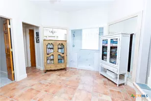 603 Cr 438 Rd, Yoakum, TX 77995 - Photo 28