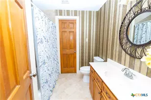 603 Cr 438 Rd, Yoakum, TX 77995 - Photo 34