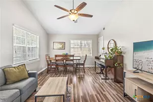 11004 Elm St, Jonestown, TX 78645 - Photo 10