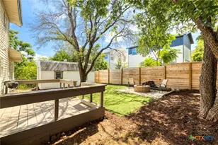 11004 Elm St, Jonestown, TX 78645 - Photo 34