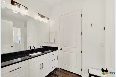 149 County Road 256, Floresville, TX 78114 - Photo 20