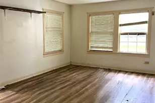 311 E Putnam, Ganado, TX 77962 - Photo 4