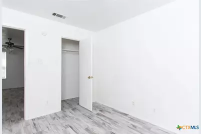 2018 Cedarhill Drive #B, Killeen, TX 76543 - Photo 12