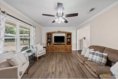 1603 N Davis Avenue, Cameron, TX 76520 - Photo 6