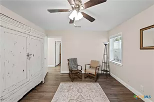 1603 N Davis Ave, Cameron, TX 76520 - Photo 18