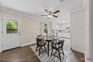 1603 N Davis Ave, Cameron, TX 76520 - Photo 8