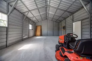 512 McDowell St, Austwell, TX 77950 - Photo 26