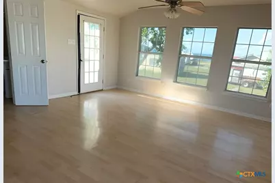 50 N Vivian Stevens Street, Port Lavaca, TX 77979 - Photo 6