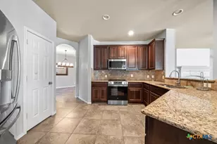 3014 Hidden Mdw, Seguin, TX 78155 - Photo 6