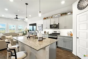 1741 James St, New Braunfels, TX 78130 - Photo 4