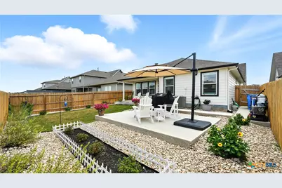 1741 James Street, New Braunfels, TX 78130 - Photo 22