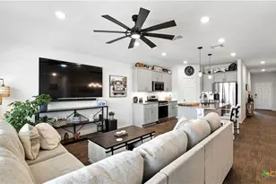 1741 James St, New Braunfels, TX 78130 - Photo 10