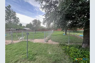 628 E Veterans Memorial Boulevard, Harker Heights, TX 76548 - Photo 12