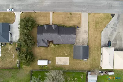 714 Louisiana Street, Shiner, TX 77984 - Photo 4