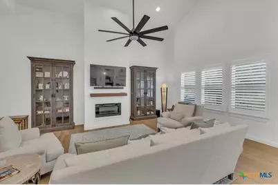 2437 Kookaburra Drive, New Braunfels, TX 78132 - Photo 10