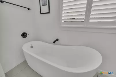 2437 Kookaburra Drive, New Braunfels, TX 78132 - Photo 22