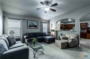 919 Karah St, New Braunfels, TX 78130 - Photo 6