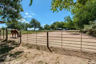 530 Buerger Ln, Seguin, TX 78155 - Photo 4