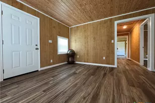 8060 Cr 210 Rd, Bertram, TX 78605 - Photo 34