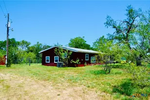 8060 Cr 210 Rd, Bertram, TX 78605 - Photo 16