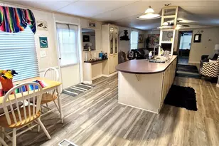 406 W Denver Ave, Seadrift, TX 77983 - Photo 12