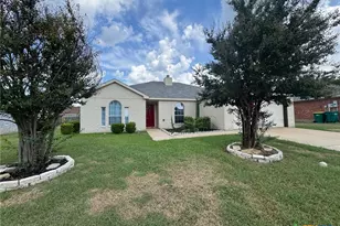 308 Woods Dr, Gatesville, TX 76528 - Photo 1