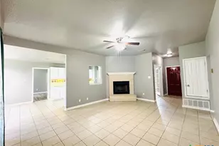 308 Woods Dr, Gatesville, TX 76528 - Photo 2