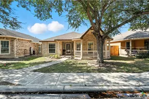 1742 Joy Spring, New Braunfels, TX 78130 - Photo 2