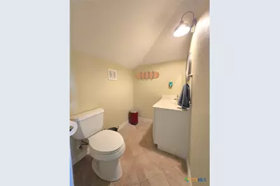 1588 W Bayshore Drive, Palacios, TX 77465 - Photo 40
