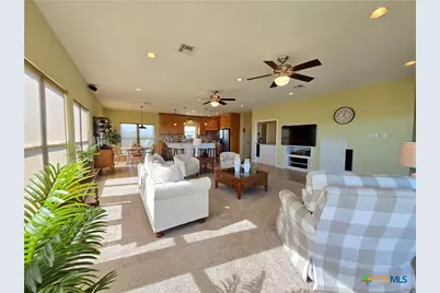 1588 W Bayshore Drive, Palacios, TX 77465 - Photo 12