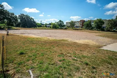 2125 N Esplanade Street, Cuero, TX 77954 - Photo 16