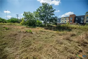 2125 N Esplanade St, Cuero, TX 77954 - Photo 24