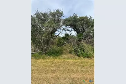 1402 N Pearl St, Rockport, TX 78382 - Photo 1
