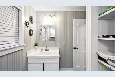 683 & 695 Albert Street, New Braunfels, TX 78130 - Photo 18